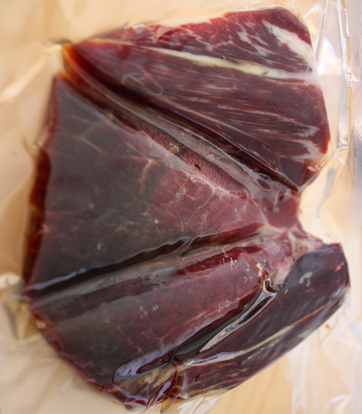 Half of boneless acorn-fed iberian shoulder ham paleta bellota - Eíriz