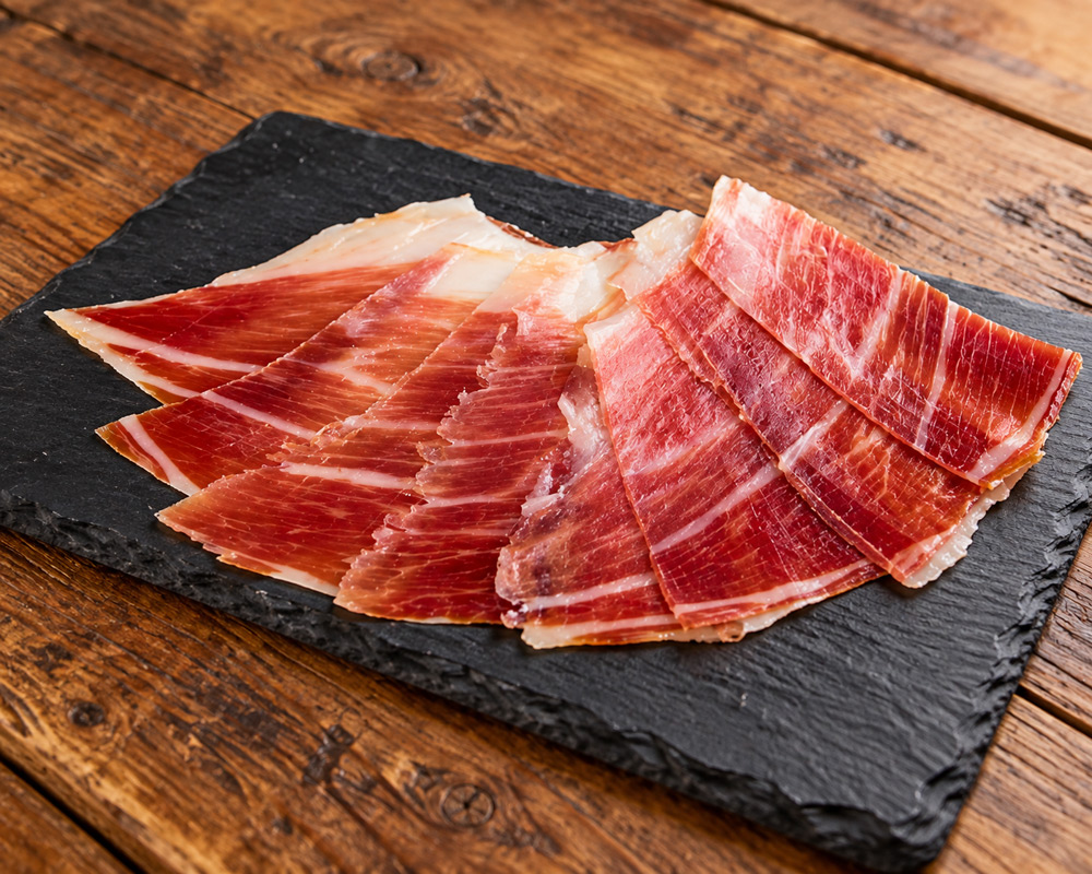 Fine tranche de jambon ibérique de Bellota