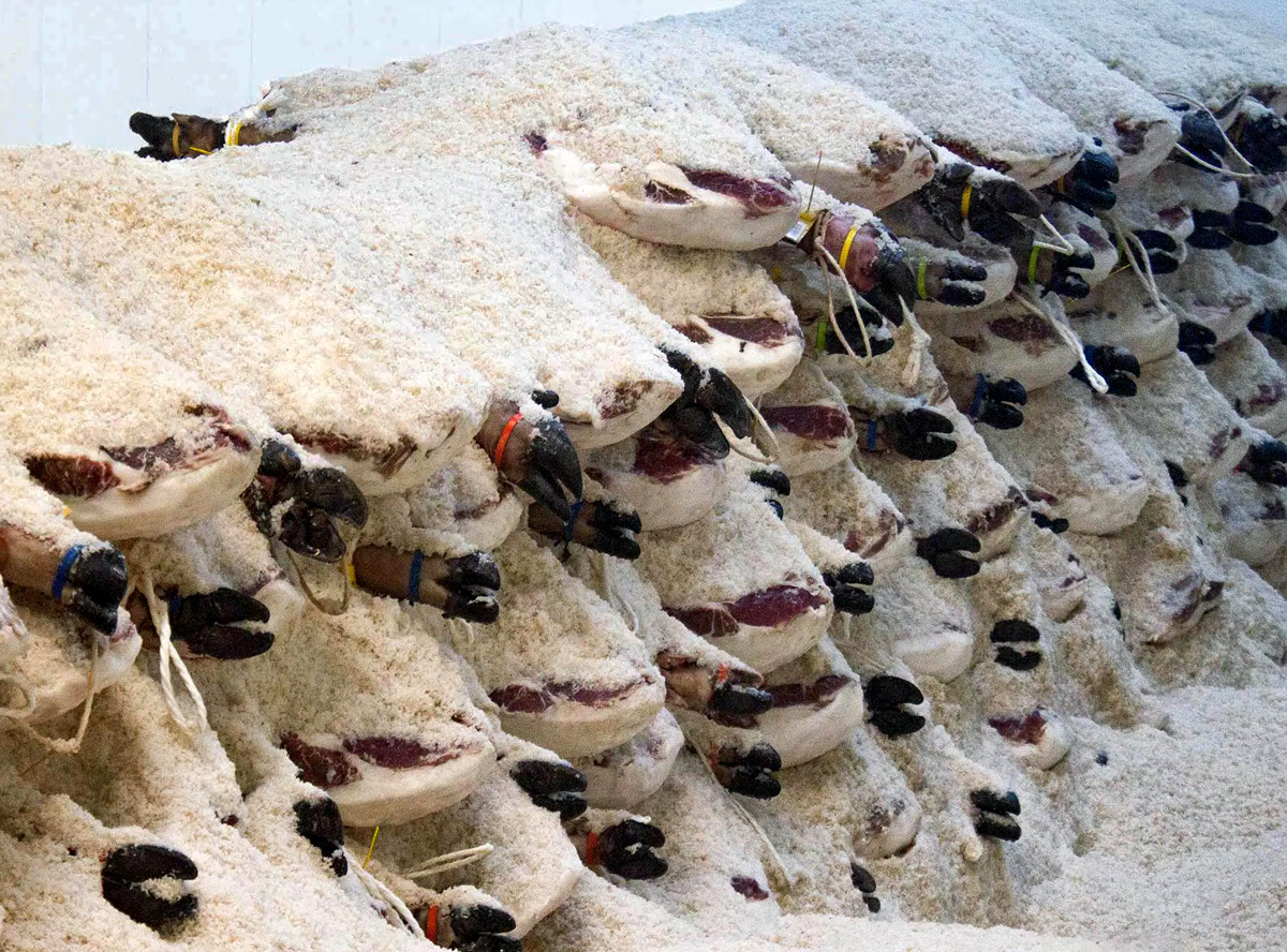 Ham salting