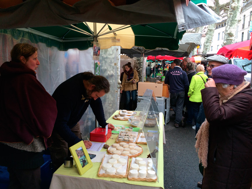 Organic goat's cheese