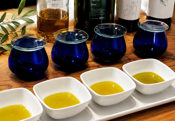 L'huile d'olive en Andalousie TAPAS shop